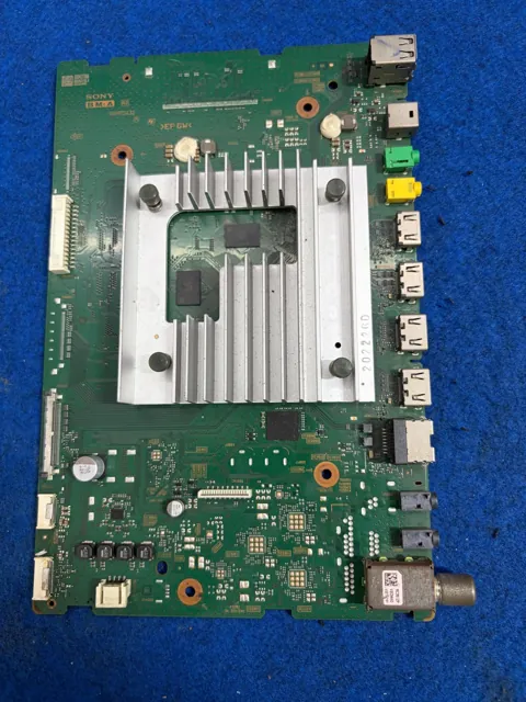 LG TV motherboard — photo 05